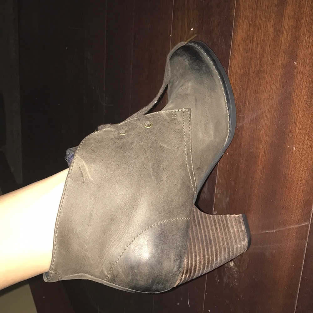 Brown booties - Picture 2 of 4